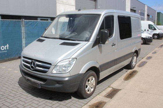 Van Mercedes-Benz Sprinter 210 CDI Diesel 95hp 2010 Sprinter 210 CDI 2010 2 Closed vans image 8