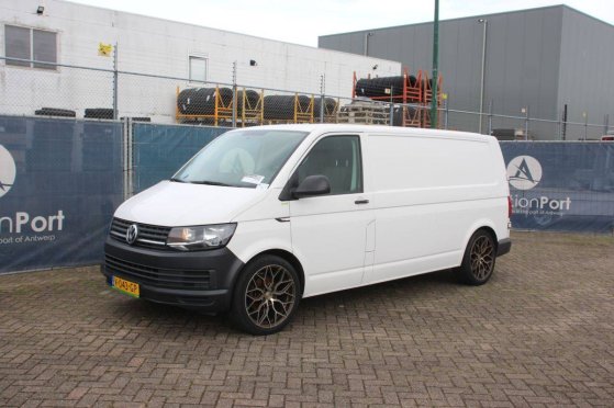 Volkswagen Transporter TDI Diesel 102hp Van 2017 Volkswagen TRANSPORTER TDI 2017 2 Closed vans image 8