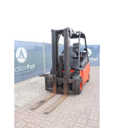 Linde E30/03/600 Electric Forklift 3000kg 4.5m 2005 E30/03/600 2005 2 Forklift image 8