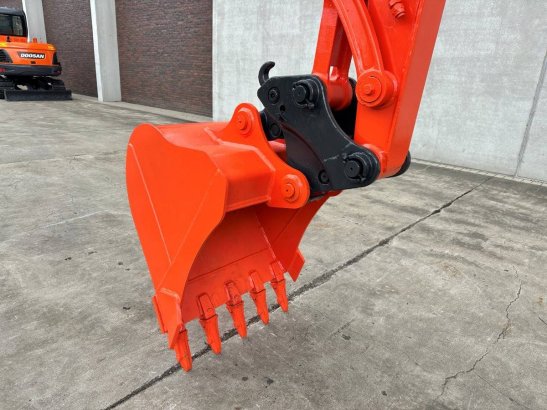 Midi excavator Kubota KX155-3SZ Diesel 2014 KX155-3SZ 2014 2 image 8