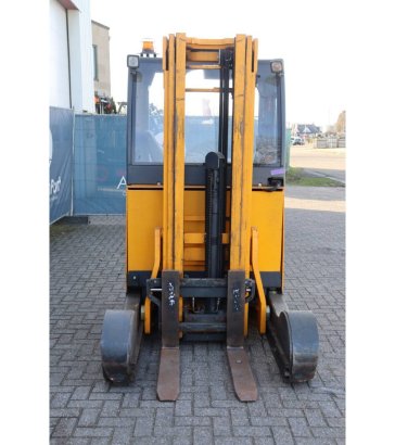 Jungheinrich ETV C16 Electric Reach Truck 1600kg 2009 ETV C16 2009 2 image 8