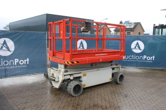 Scissor lift Holland Lift MONOSTAR Y-64EL14 Electric 8.4m 2015 Holland lift MONOSTAR Y-64EL14 2015 2 Scissor Lifts image 8