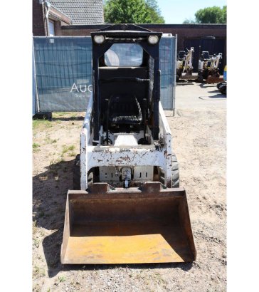Skid steer loader Bobcat 443 Diesel 443 2 Wheel Loaders image 8