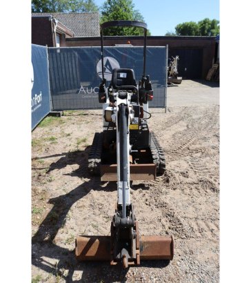 Mini excavator Bobcat E10Z Diesel 2019 E10Z 2019 2 image 8