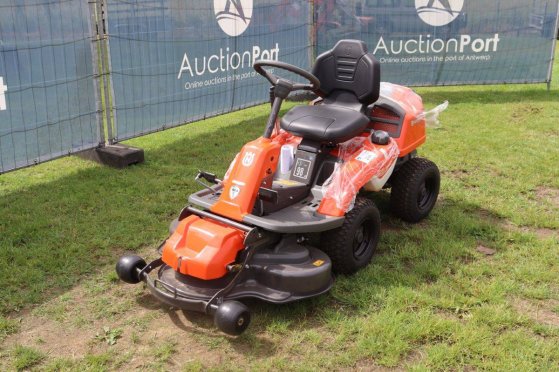 Husqvarna R214TC Petrol Ride-on Mower New R214TC 1 image 8