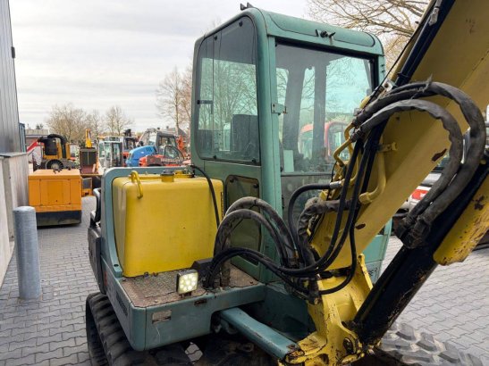 Crawler excavator Yanmar B50-2a Diesel 1995 B50-2a 1995 2 Crawler Excavators image 8