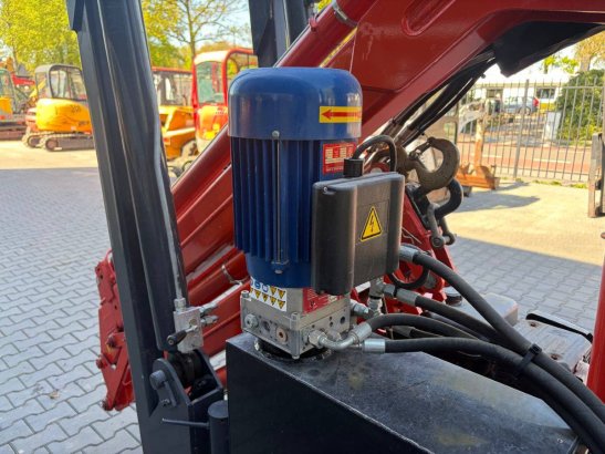Van Bouwel Idefix 2510/2S2 Crane Electric + Petrol 11.2m 2010 Idefix 2510/2S2 2010 2 Other cranes image 8