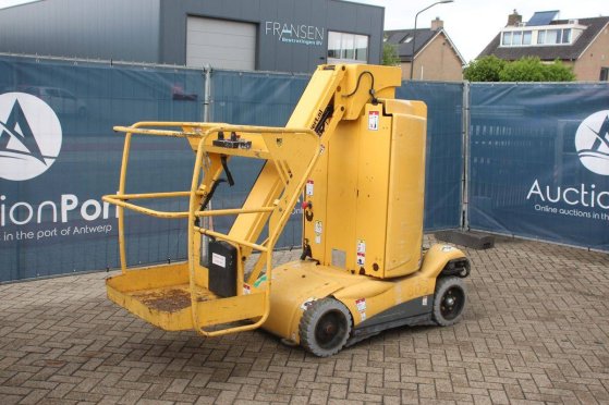 Haulotte Star 10 Electric Mast Lift 200kg 10m 2012 Haulotte Star 10 2012 2 image 8