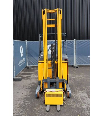 Jungheinrich ETV 110 Electric Reach Truck 1000kg 7.1m 2006 ETV 110 2006 2 image 8