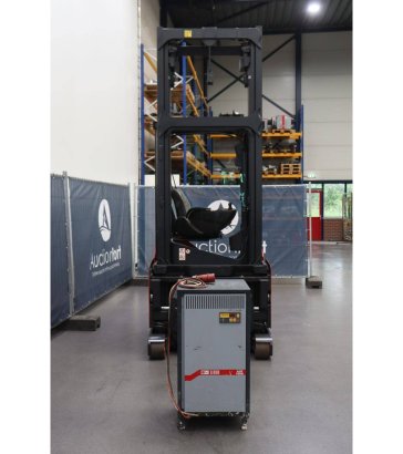 Linde R16X-03 Electric Reach Truck 1600kg 10m 2017 R16X-03 2017 2 image 8