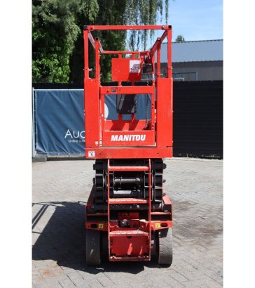 Manitou 100 SEC Electric Scissor Lift 227kg 9.9m 2015 100 SEC 2015 2 Scissor Lifts image 8