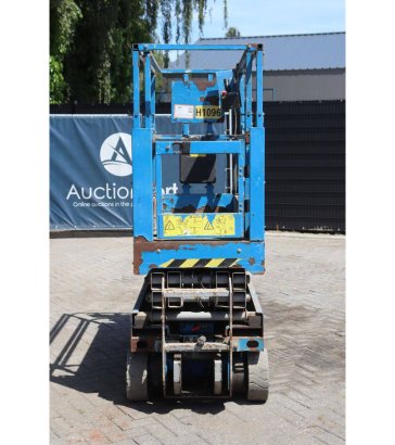 Scissor Lift Genie GS-1532 Electric 272kg 6.40m 2014 GS-1532 2014 2 Scissor Lifts image 8