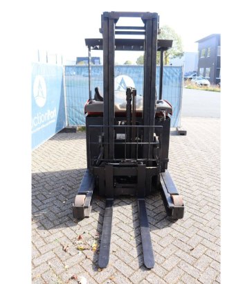 Toyota Electric Reach Truck 2 image 8