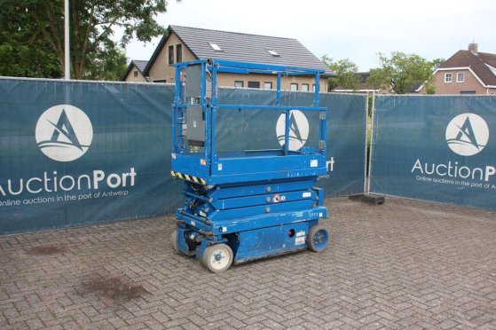 Skyjack SJ III Scissor Lift 3219 Electric 227kg 7.8m 2015 Skyjack SJ III 3219 2015 2 Scissor Lifts image 8