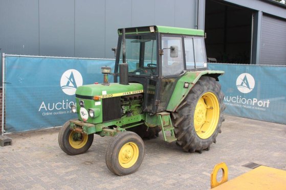 Tractor John Deere 2030 Diesel 1975 (Marge) John Deere 2030 1975 2 image 8