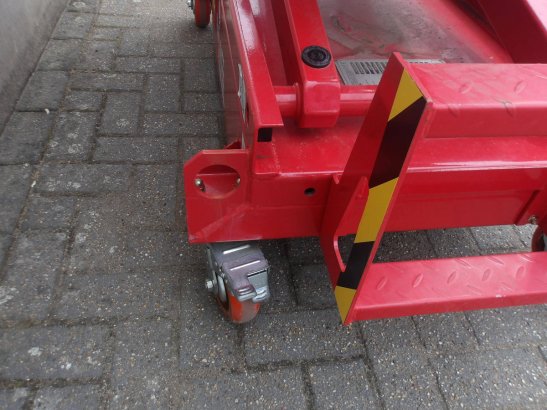 Magni ES0607M Electric Scissor Lift 5.90m 2023 New MAGNI ES0607M 2023 1 Scissor Lifts image 8