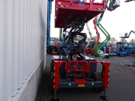 Skyjack SJ6832RT Diesel Scissor Lift 11.75m 2018 Skyjack SJ6832RT 2018 2 Scissor Lifts image 8