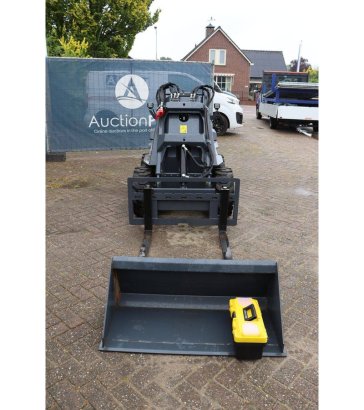 Shandong Skid Steer Loader / CMH CMH28-7 Petrol 25hp 2024 New Shandong CMH28-7 2024 1 image 8