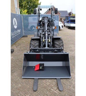 Articulated Loader Landward CMH W1160 Diesel 18.2kW 2026 New Landward CMH W1160 2026 1 Wheel Loaders image 8