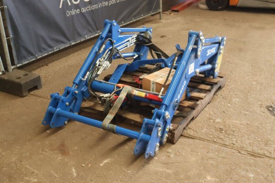 Solis 2400 Front Loader Solis 2400 2 image 8