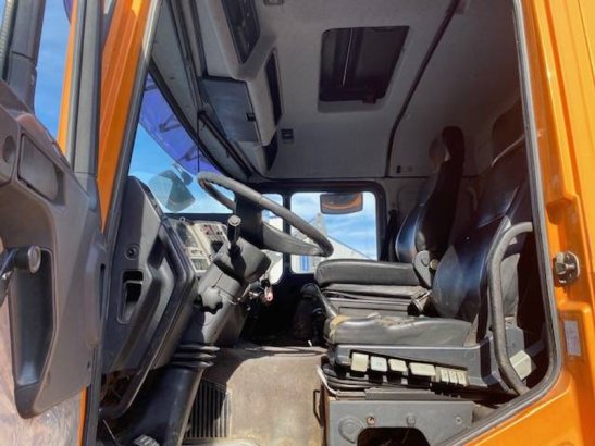 Vacuum truck MAN 41.464 Diesel 2002 41.464 2002 2 image 8