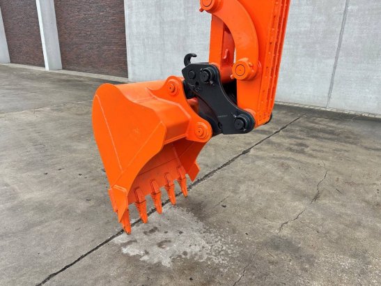 Doosan DX55-9CN Diesel Midi Excavator 2019 Doosan DX55-9CN 2019 2 Crawler Excavators image 8