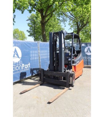 Linde E30-600 Electric Forklift 3000kg 7.0m 2008 E30 2008 2 Forklift image 8