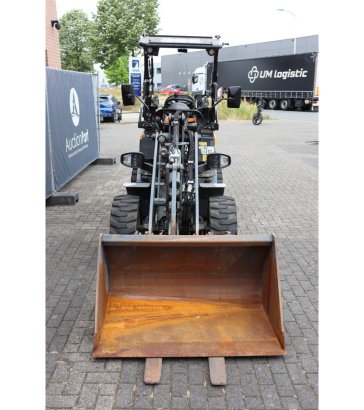 Giant G2200E X-TRA Electric Wheel Loader 6.5kW 2022 Giant G2200E X-TRA 2022 2 Wheel Loaders image 8