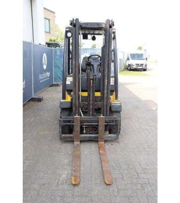 Forklift Yale GLP25VX F2170 LPG 2490kg 2011 GLP25VX F2170 2011 2 Forklift image 8
