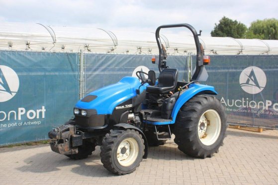 Compact tractor New Holland TC40D Diesel 40hp TC40D 2 image 8