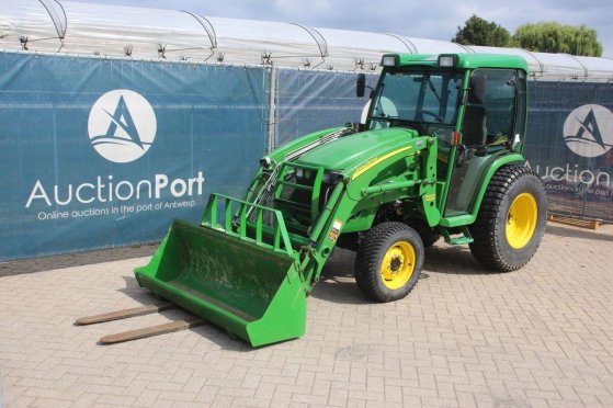 Tractor John Deere 3720 Diesel 44hp 2003 John Deere 3720 2003 2 image 8