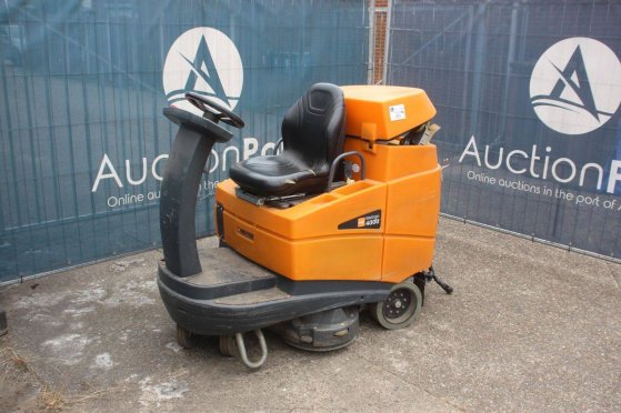 Scrubbing machine Taski Swingo CO4000 Electric 2000W 2018 Taski Swingo CO4000 2018 2 image 8