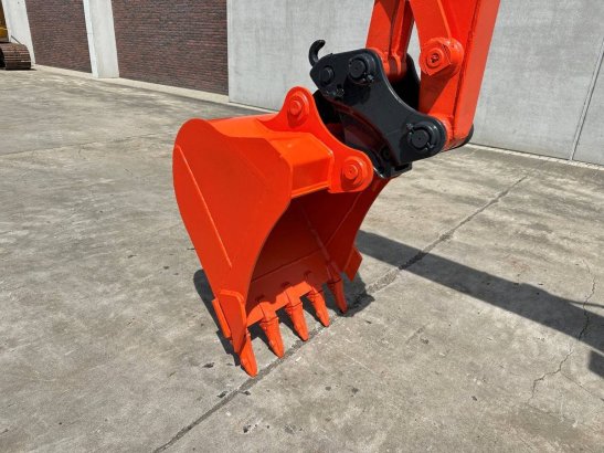 Midi excavator Kubota KX155-5 Diesel 2018 KX155-5 2018 2 Crawler Excavators image 8