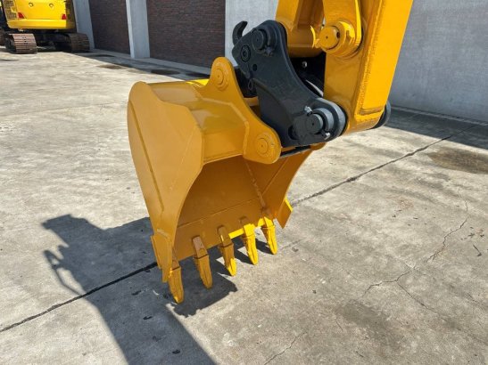 Midi excavator LiuGong CLG906E Diesel 2021 LIUGONG CLG906E 2021 2 Crawler Excavators image 8