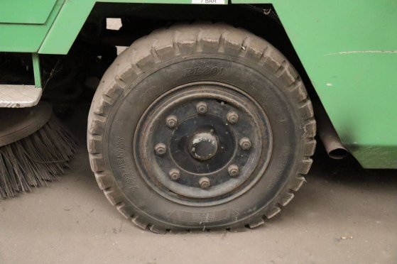 Hofmans HMF400 Diesel Sweeper hofmans HMF400 2 image 23