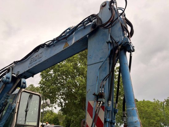 Wheel excavator Liebherr A900B Litronic Diesel 82kW 2000 A900B Litronic 2000 2 Wheeled Excavators image 23