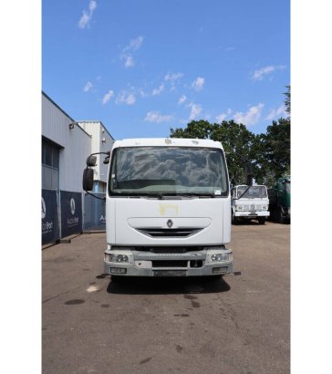 Chassis Cabin Renault 180 dCi Diesel 2005 180 dCi 2005 2 image 38