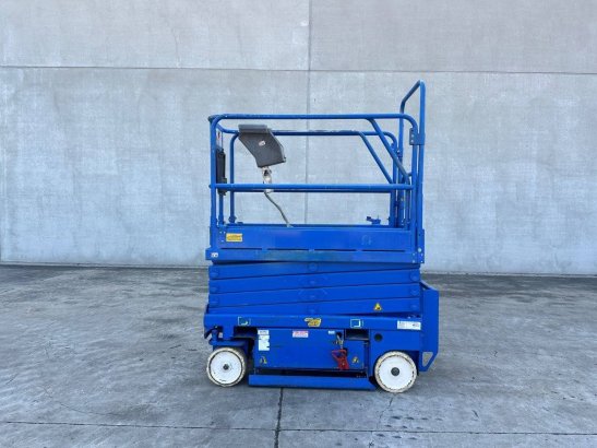 Scissor Lift Upright MX-19 Electric 2002 UpRight MX-19 2002 2 Scissor Lifts image 23