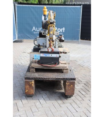 Valla 20 E Electric Crane 2000kg 2006 VALLA MANITEX 20 E 2006 2 Other cranes image 8
