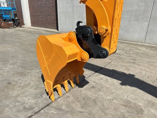 Midi excavator Hyundai R60VS Diesel 2017 R60VS 2017 2 Crawler Excavators image 8