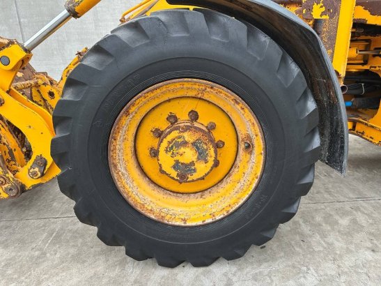JCB 411 Diesel Wheel Loader 1996 411 1996 2 Wheel Loaders image 8