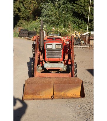 Yanmar YM1802D Mini Tractor Diesel 18hp with front loader YM1802D 2 Tractor Units image 8