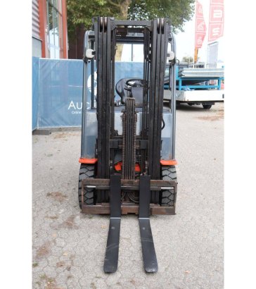 Toyota 8FBMT25 Electric Forklift 2500kg 5.5m 2013 8FBMT25 2013 2 Forklift image 8