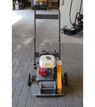 Giant GP1950G Petrol Vibratory Plate 2025 Giant GP1950G 2025 2 image 8