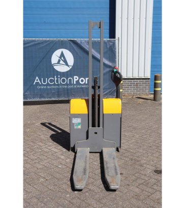 Stacker Jungheinrich EMC 110 Electric 1000kg 2020 EMC 110 2020 2 image 8