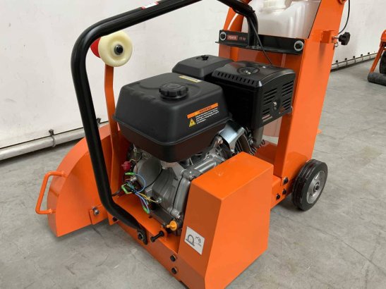 Daewoo DATMF20-4 Petrol Floor Saw 2026 New Daewoo DATMF20-4 2026 1 image 8