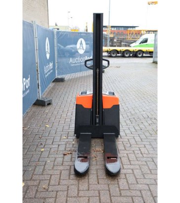 Toyota BT Electric Stacker 1000kg 1.58m 2018 New 2018 1 image 8