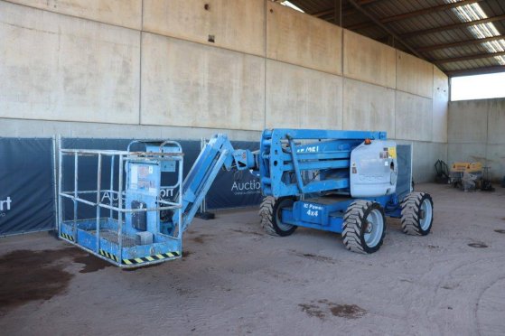 Genie Z-45/25 Articulated Boom Lift Diesel 227kg 15.94m 2006 Z-45/25 2006 2 image 8