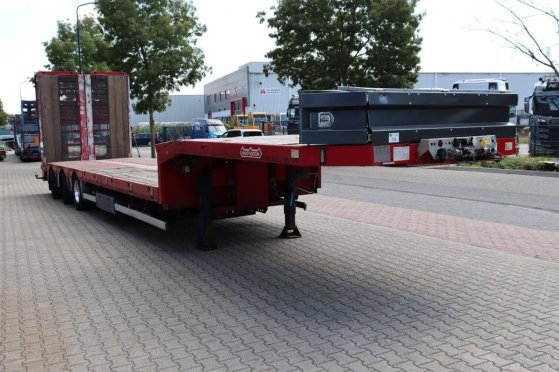 Semi-Low Loader Nooteboom MCOS-48-03 2017 Nooteboom MCOS-48-03 2017 2 Lowloader semi-trailers image 8