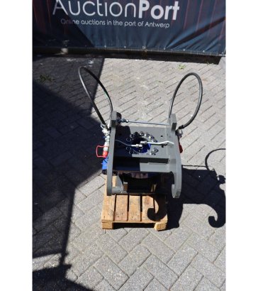Rotary adapter CW10 with hydraulic quick coupler Granit 2025 Onbekend 2025 2 image 8